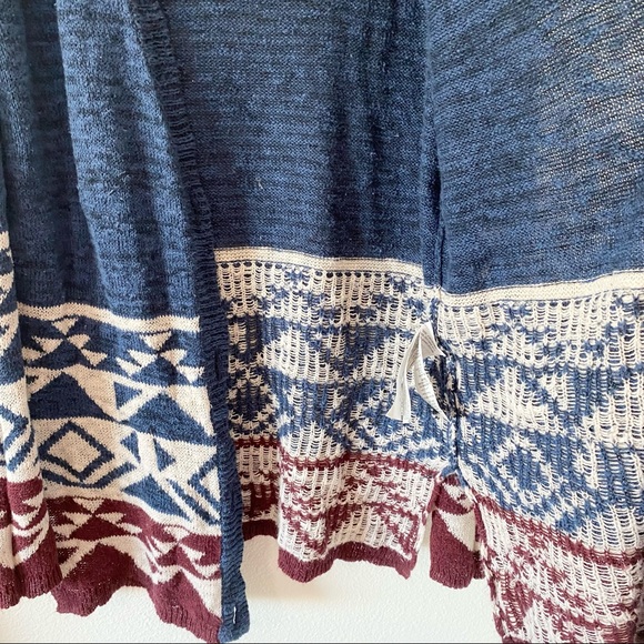 Hollister Co. Blue Red Tribal Print Aztec Cardigan - Picture 5 of 10